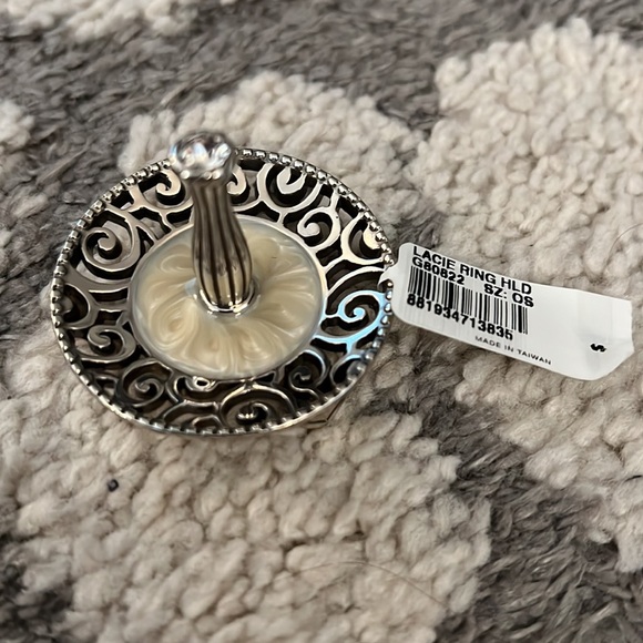 Brighton Lacie ring stand, NIB! - Picture 2 of 3